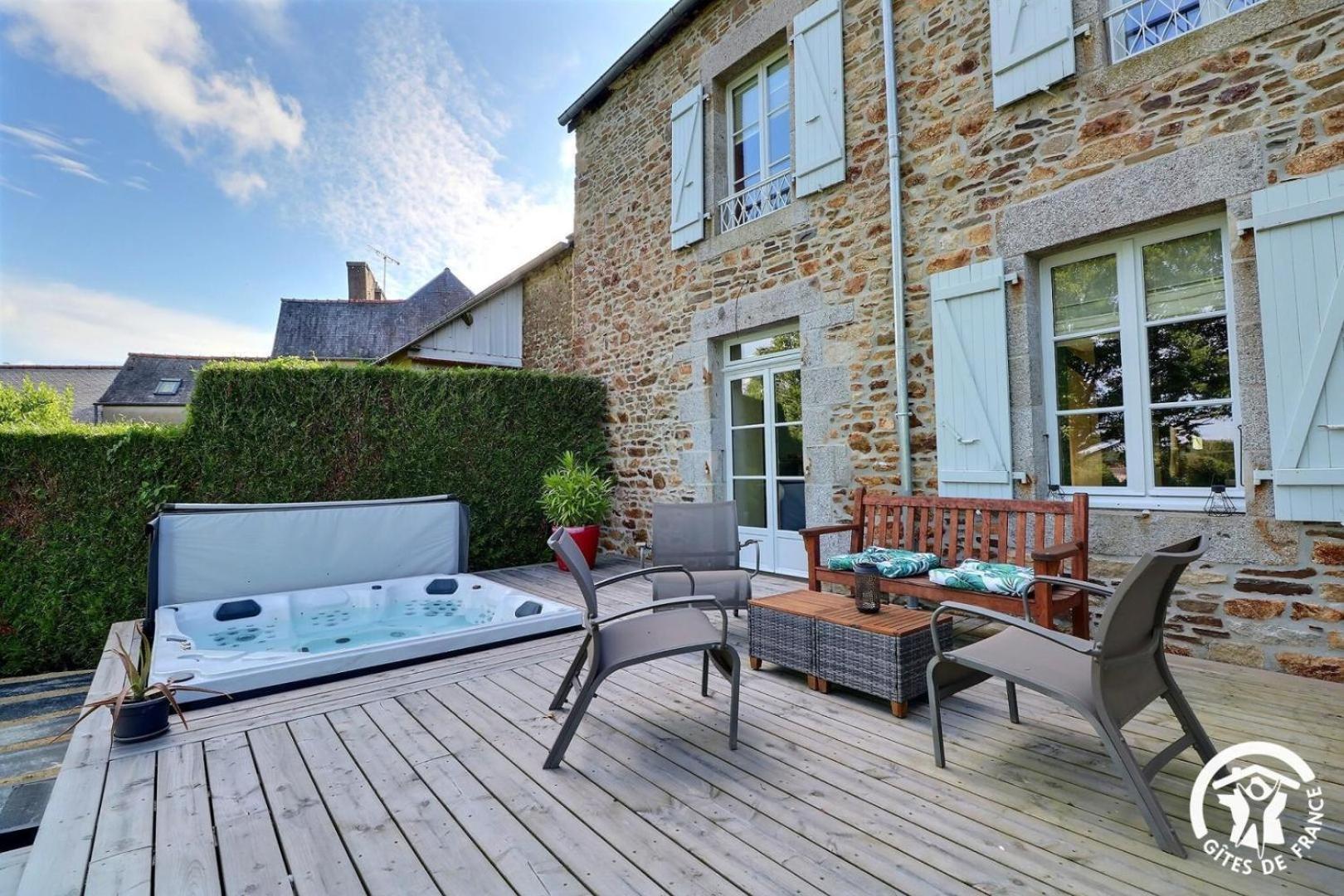 Le Jardin De Quercus Bed and Breakfast Bazouges-la-Pérouse Buitenkant foto